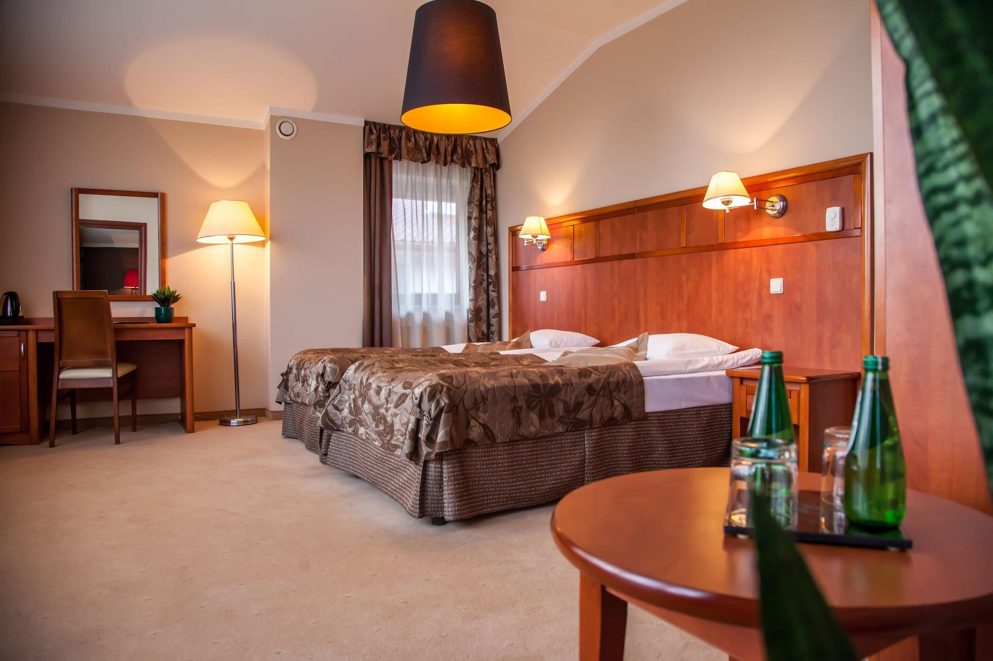 Farmona Hotel Business & Spa Krakkó Kültér fotó